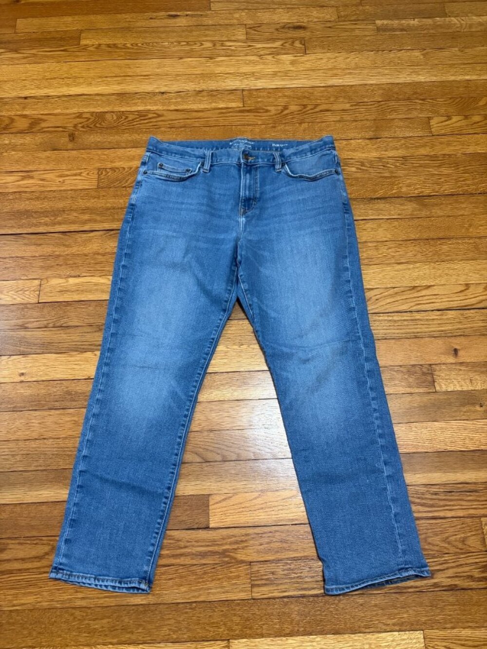 Banana Republic Mens Athletic Fit Travel Jean Size 35x30 Blue Stretch Denim Pant